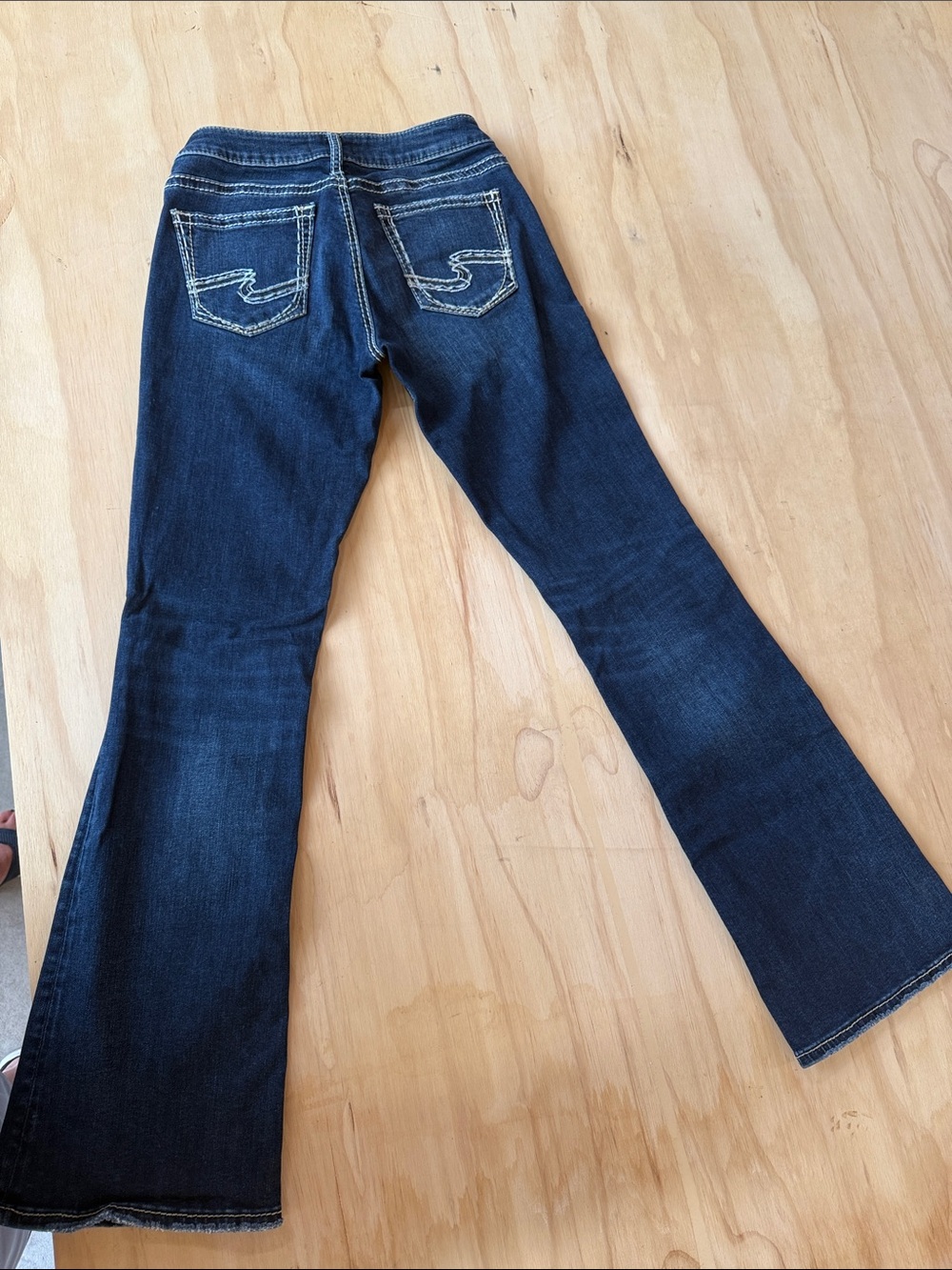 Silver Jeans Dark Blue Flare Jeans with Contrast Stitching